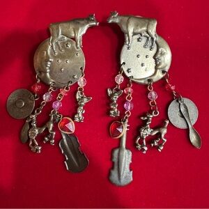 Vintage “Hey Diddle Diddle” Earrings